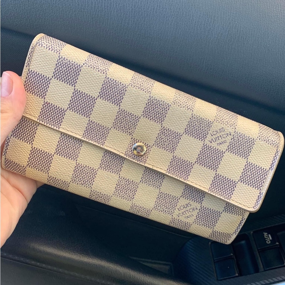 Louis Vuitton Wallet